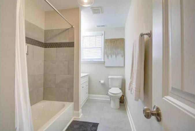 HSV / DOWNTOWN MADISON- GORGEOUS HISTORIC BUNGALOW - photo