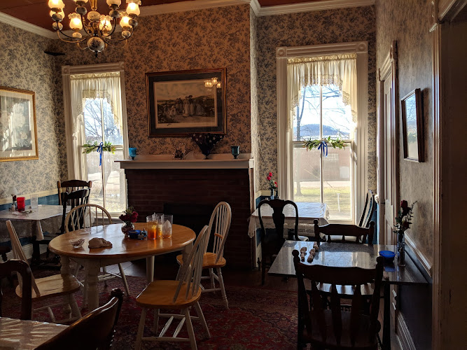McCutchen's Magnolia House - photo
