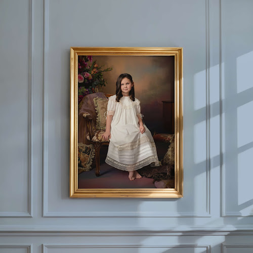 Breanne Fine Portraiture | Painted Portraits, Headshots, Boudoir & Family Photography in Birmingham — Studio in Trussville, Alabama