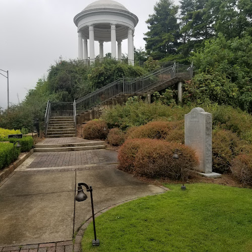Vestavia Hills Sibyl Temple — Historic Mansion in Vestavia Hills, Alabama