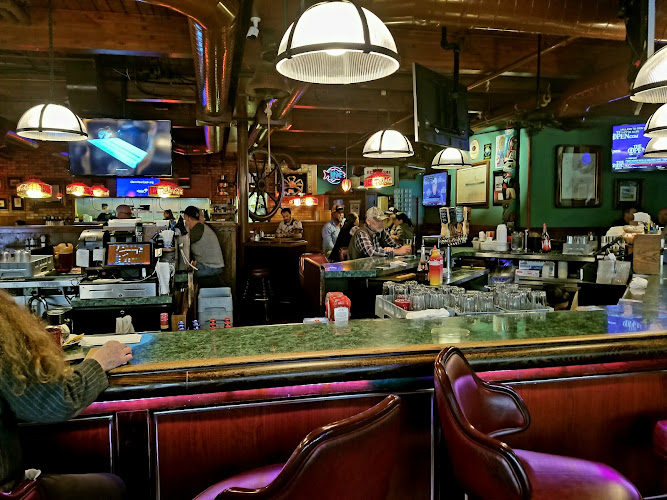 Henry's Great Alaskan Restaurant - photo