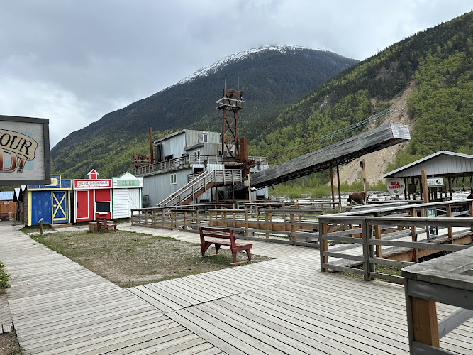 Alaska 360's Dredge Town - photo