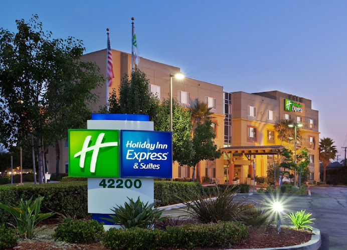 Holiday Inn Express & Suites Fremont - Milpitas Central, an IHG Hotel — Conference Center in Fremont, California