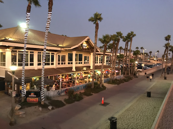 Surf City Nights Street Fair & Certified Farmers' Market — Barn or Farm in Huntington Beach, California