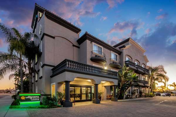 La Quinta Inn by Wyndham San Diego Oceanside - photo