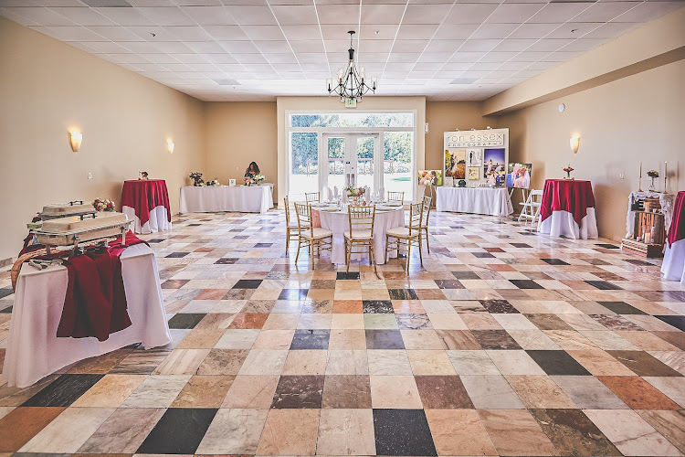 Belle Vie Estate — Studio in Stockton, California