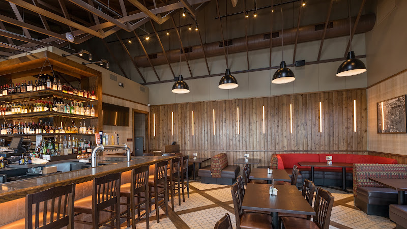Truxton's American Bistro — Restaurant with Private Dining in Torrance, California