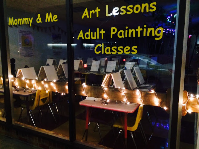 The Giggling Pig of Shelton: Art and Party Studio — Art Gallery in Shelton, Connecticut
