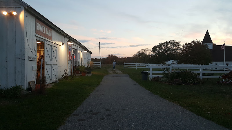Ruwet Berry Scary Acres - photo