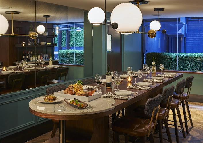 Dovetail Bar & Restaurant - photo