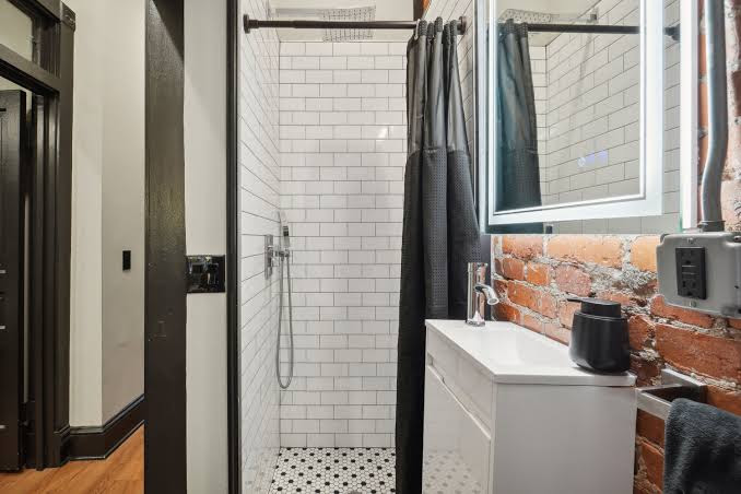 Luxury Logan Circle 4BR DC Townhome + Huge Patio - photo