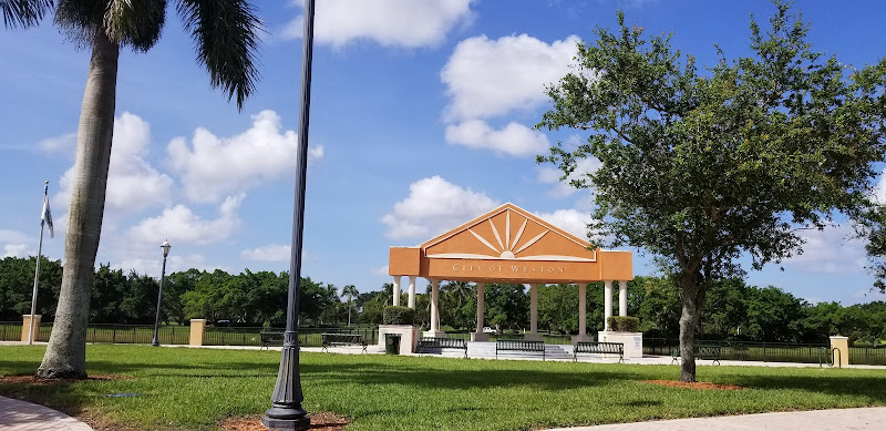 Weston Town Center Park Bandshell Amphitheatre - corporateevents.at