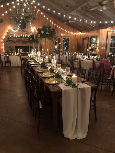 Quail Branch Lodge — Barn or Farm in Valdosta, Georgia