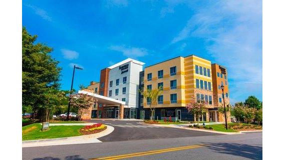 Fairfield by Marriott Inn & Suites Atlanta Woodstock — Hotel & Resort in Woodstock, Georgia