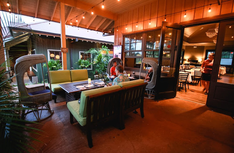 THE POUR HOUSE Italian Kitchen and Wine Bar - photo
