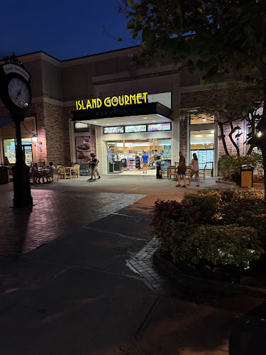 Queens' Marketplace - photo