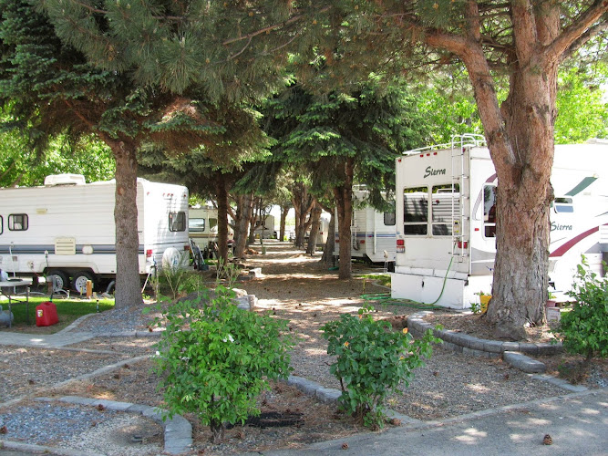 Neat Retreat RV Park - photo