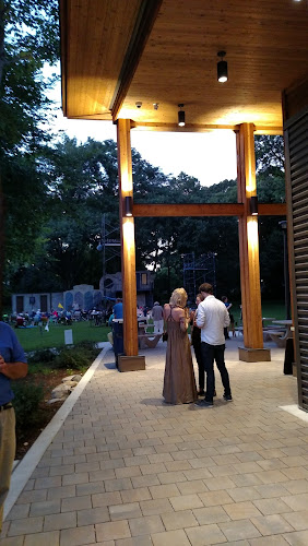 Oak Park Festival Theatre — Outdoor Venue in Oak Park, Illinois