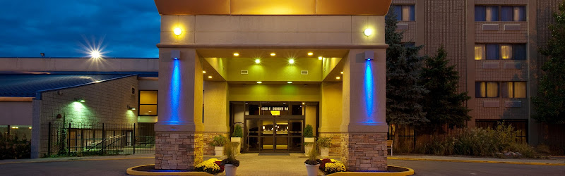 Holiday Inn Express Chicago-Palatine/N Arlngtn Hts - photo