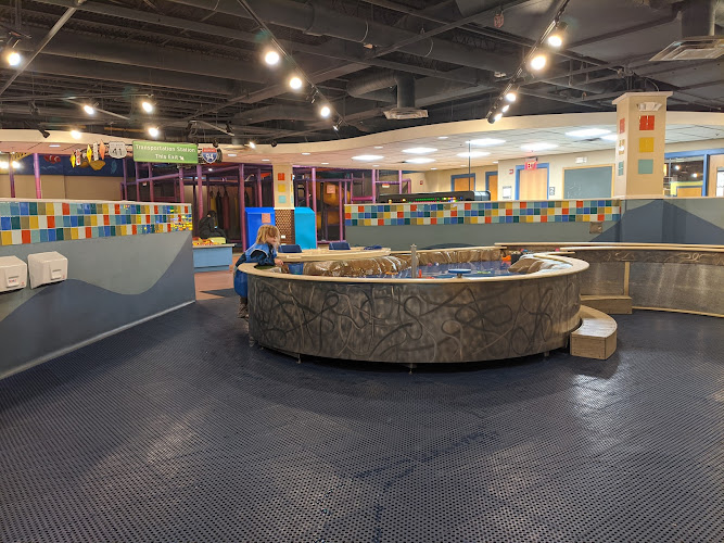 Oakton Community Center — Aquarium in Skokie, Illinois