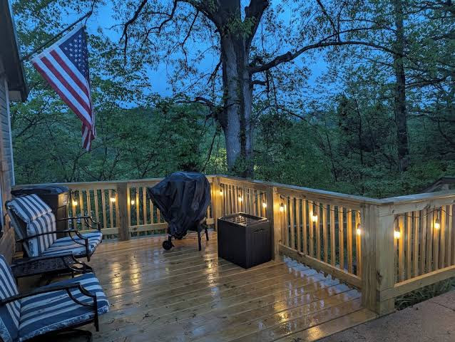 Meet Virginia! Downtown home in Historic French lick with a cool music vibe! — Historic Mansion in French Lick, Indiana