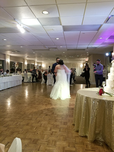 Valle Vista Wedding Venue & Conference Center — Banquet Hall in Greenwood, Indiana