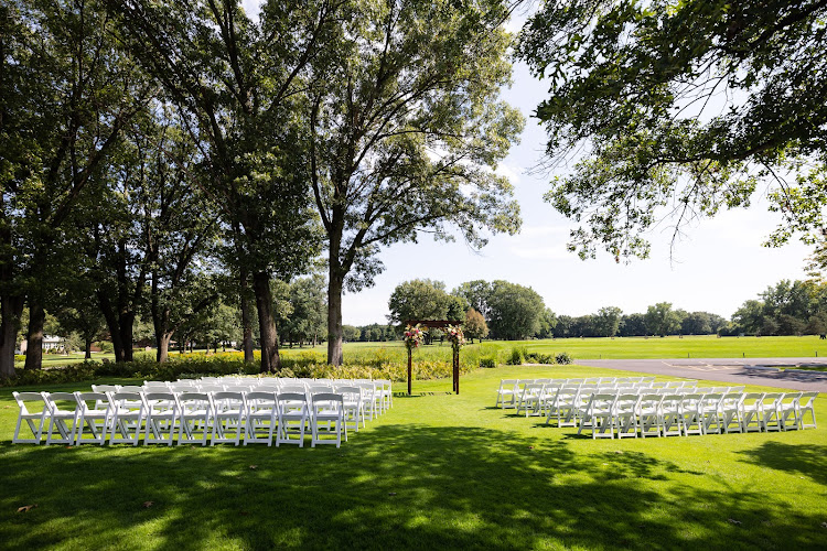 Briar Ridge Country Club — Barn or Farm in Hammond, Indiana