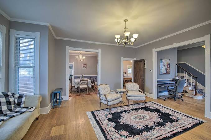 Historic Noblesville Home | Walk to Downtown Shops — Historic Mansion in Noblesville, Indiana