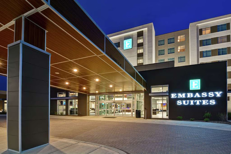Embassy Suites by Hilton Plainfield Indianapolis Airport — Conference Center in Plainfield, Indiana