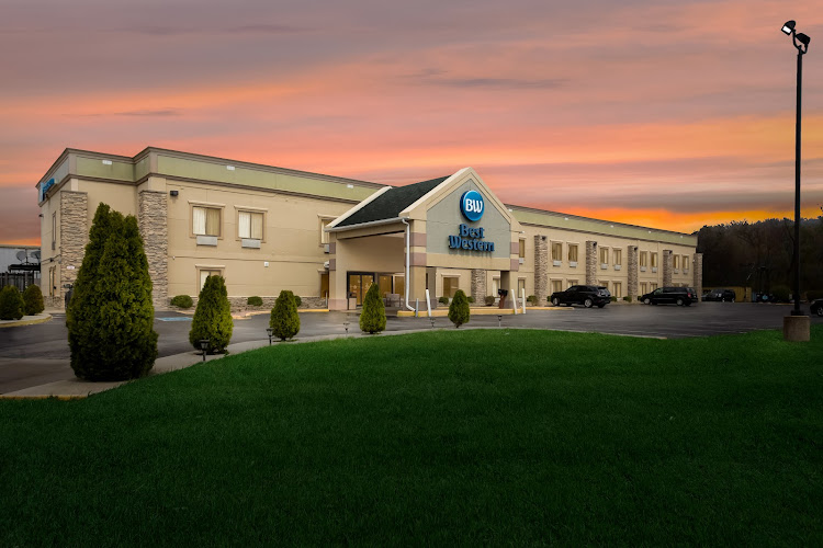 Best Western Crossroads Inn - photo