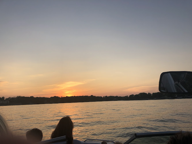 River Resort — Hotel & Resort in Schererville, Indiana