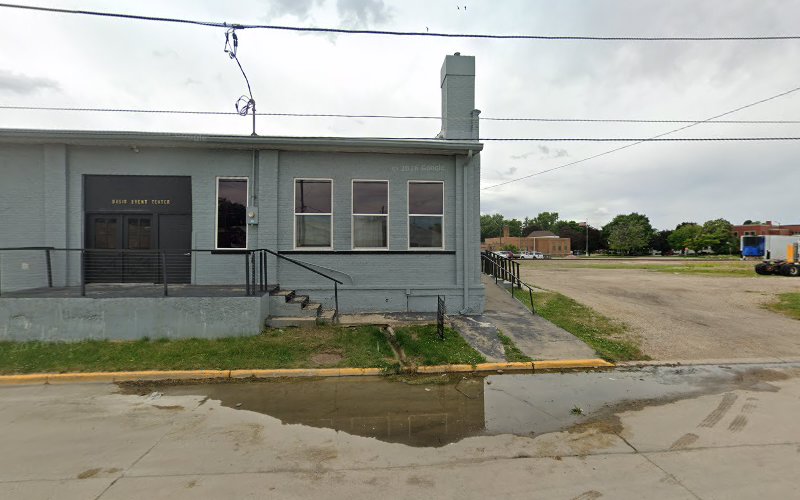 OASIS NIGHT CLUB — Country Club in Storm Lake, Iowa