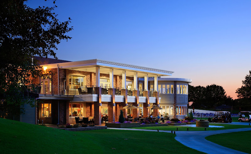 Sunnyside Golf & Country Club — Country Club in Waterloo, Iowa