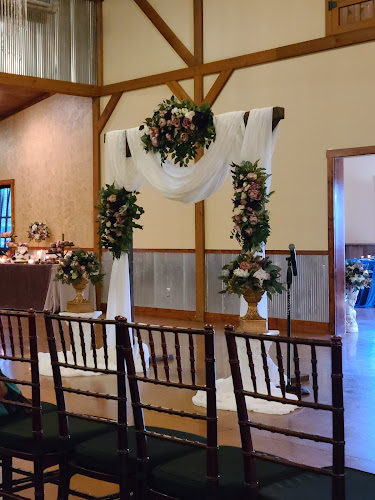 The Barn at Timber Cove — Aquarium in Emporia, Kansas