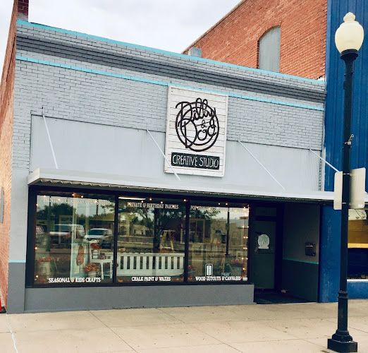 Dilly & Doc Creative Studio — Art Gallery in Great Bend, Kansas
