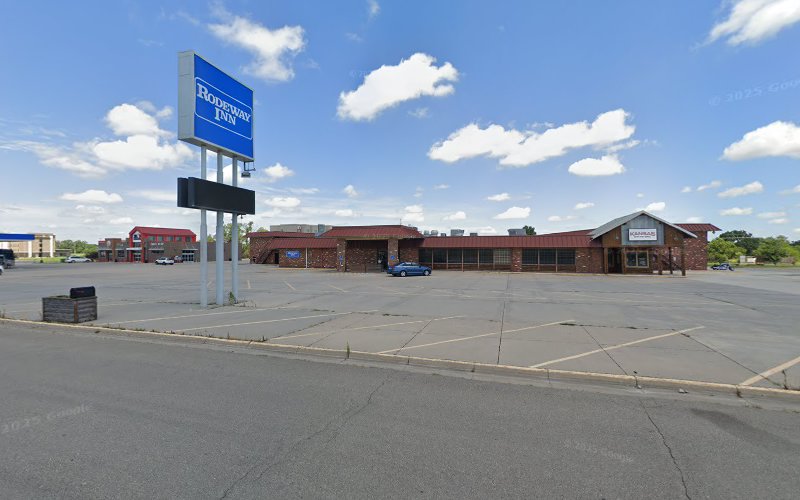 Montana Mikes Manor Convention Center — Banquet Hall in McPherson, Kansas