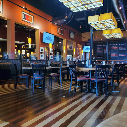 BJ's Restaurant & Brewhouse — Brewery in St. Matthews, Kentucky