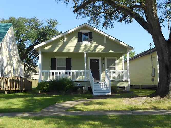 Homes For Rent in Lake Charles — Historic Mansion in Lake Charles, Louisiana
