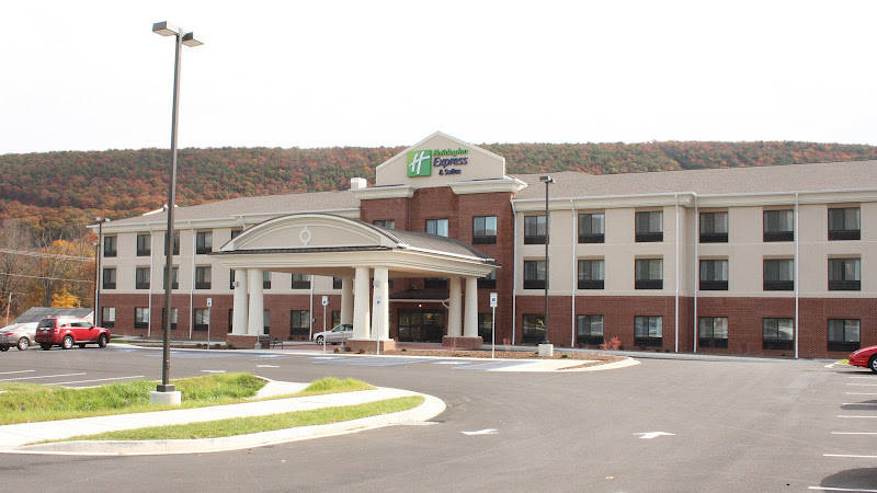 Holiday Inn Express & Suites Cumberland - la Vale by IHG - photo