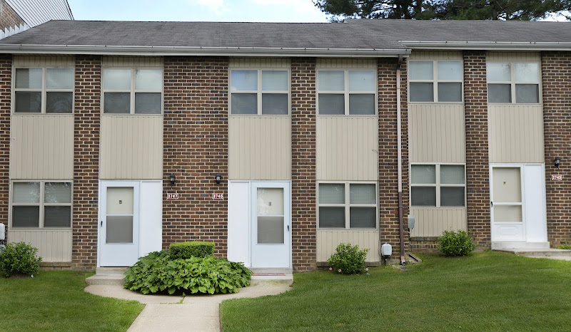 McDonogh Village Apartments & Townhomes - photo