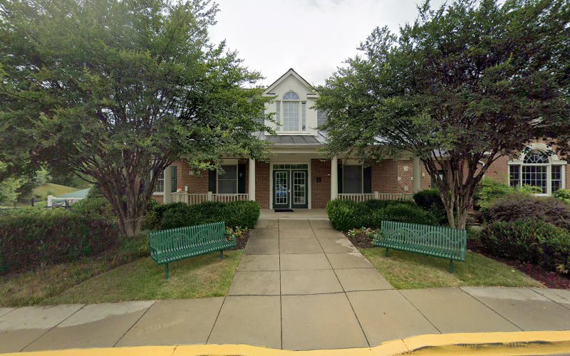 The Willows of Potomac Clubhouse and Pool - photo