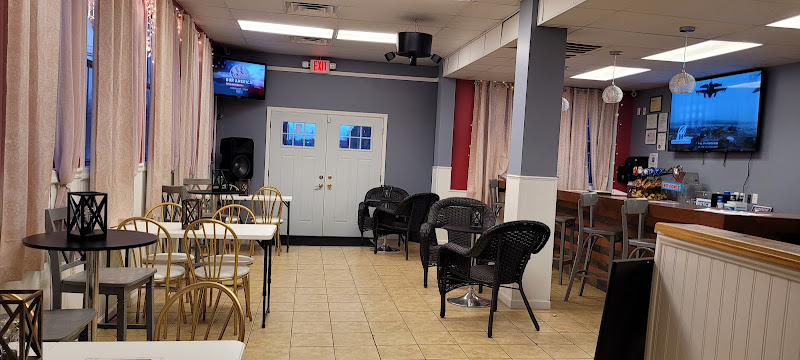 Soul Sista's Restaurant & Lounge - photo