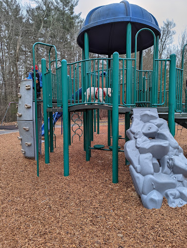 Edward S. Alekel Veterans Memorial Park aka Milk St. Park - photo