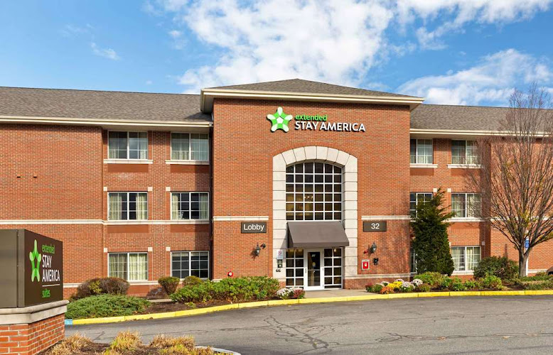 Extended Stay America Suites- Boston - Waltham - 32 4th Ave — Hotel & Resort in Waltham, Massachusetts
