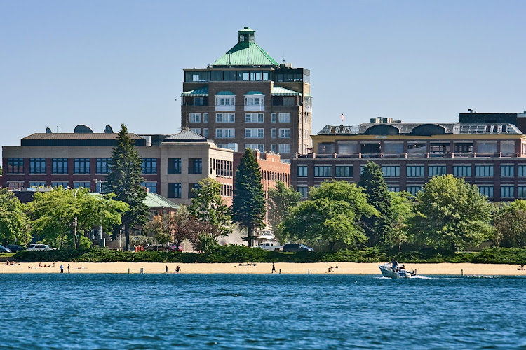 Park Place Hotel and Conference Center — Conference Center in Traverse City, Michigan