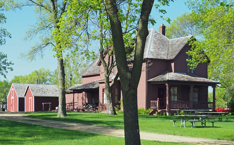 Brooklyn Park Historical Farm - photo