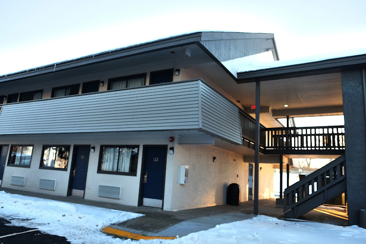 Motel 6 Burnsville - photo