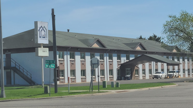 Grand Inn Motels — Hotel & Resort in Moorhead, Minnesota