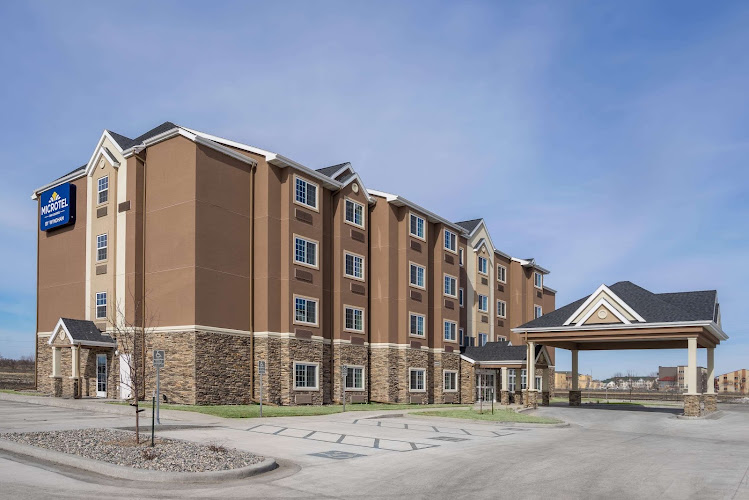 Microtel Inn & Suites By Wyndham Moorhead Fargo Area - photo