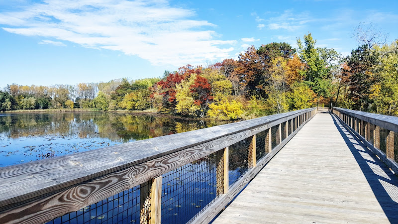 Oakdale Nature Preserve — Art Gallery in Oakdale, Minnesota